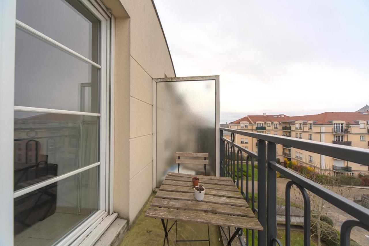 L'Appartement Du Roi Lion L 8 Pers L Proche De Disney Bussy-Saint-Georges Exterior foto